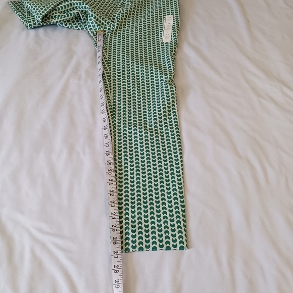 a new day Green and White Patterned Cropped Pants - Picture 12 of 12